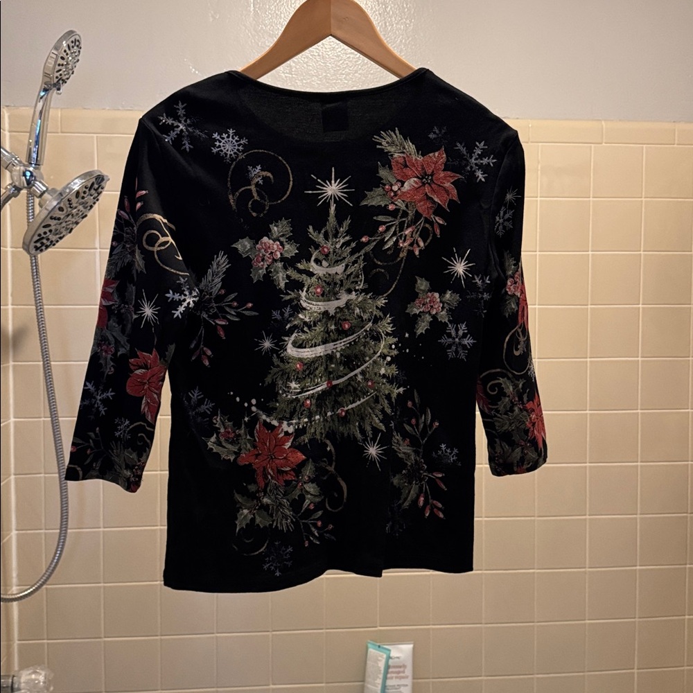 🌲 Jess & Jane Evergreen Christmas Tree Black Holiday Long Sleeve Top 🌲 - Picture 4 of 6